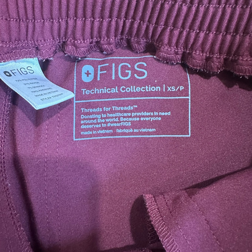 XS/P BURGUNDY FIGS - Picture 4 of 4